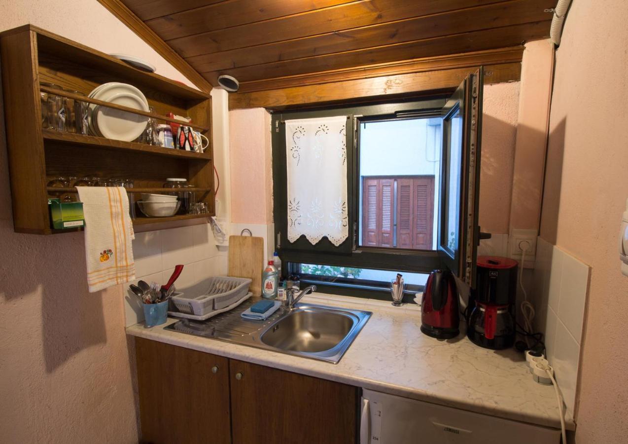 To Petrino Apartment Agios Ioannis  Екстериор снимка
